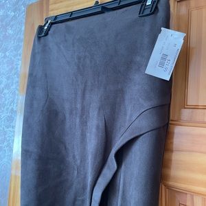 High waisted midi skirt with slit